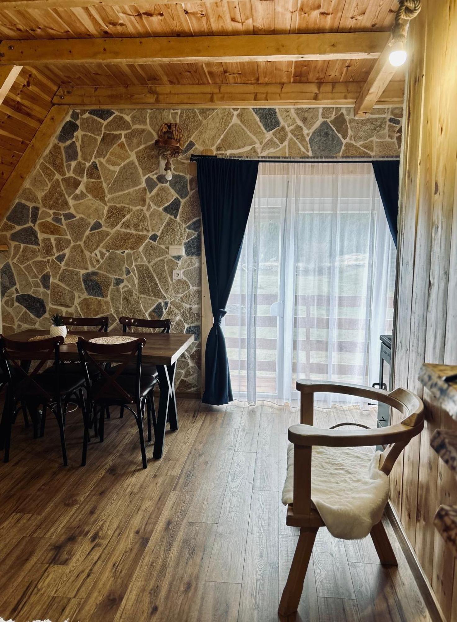 Nomad Lodge Zminica ชาเบลียค ภายนอก รูปภาพ